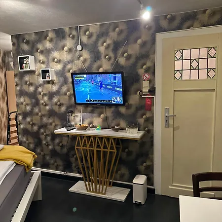 شقة Max & Moritz 3 *