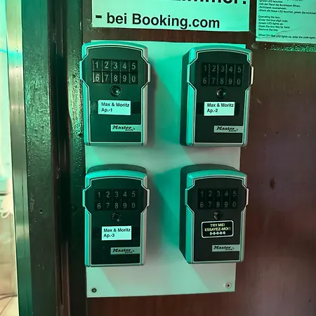 Max & Moritz 3 شقة *